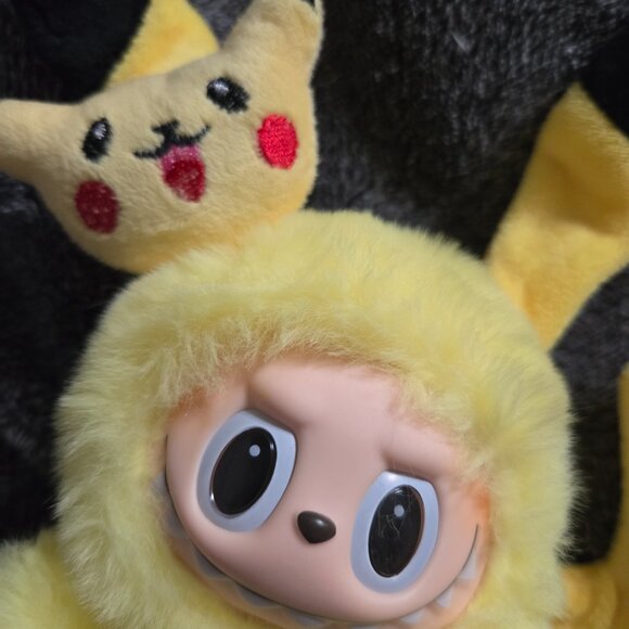 New Lafufu Pikachu - Picture 3 of 3